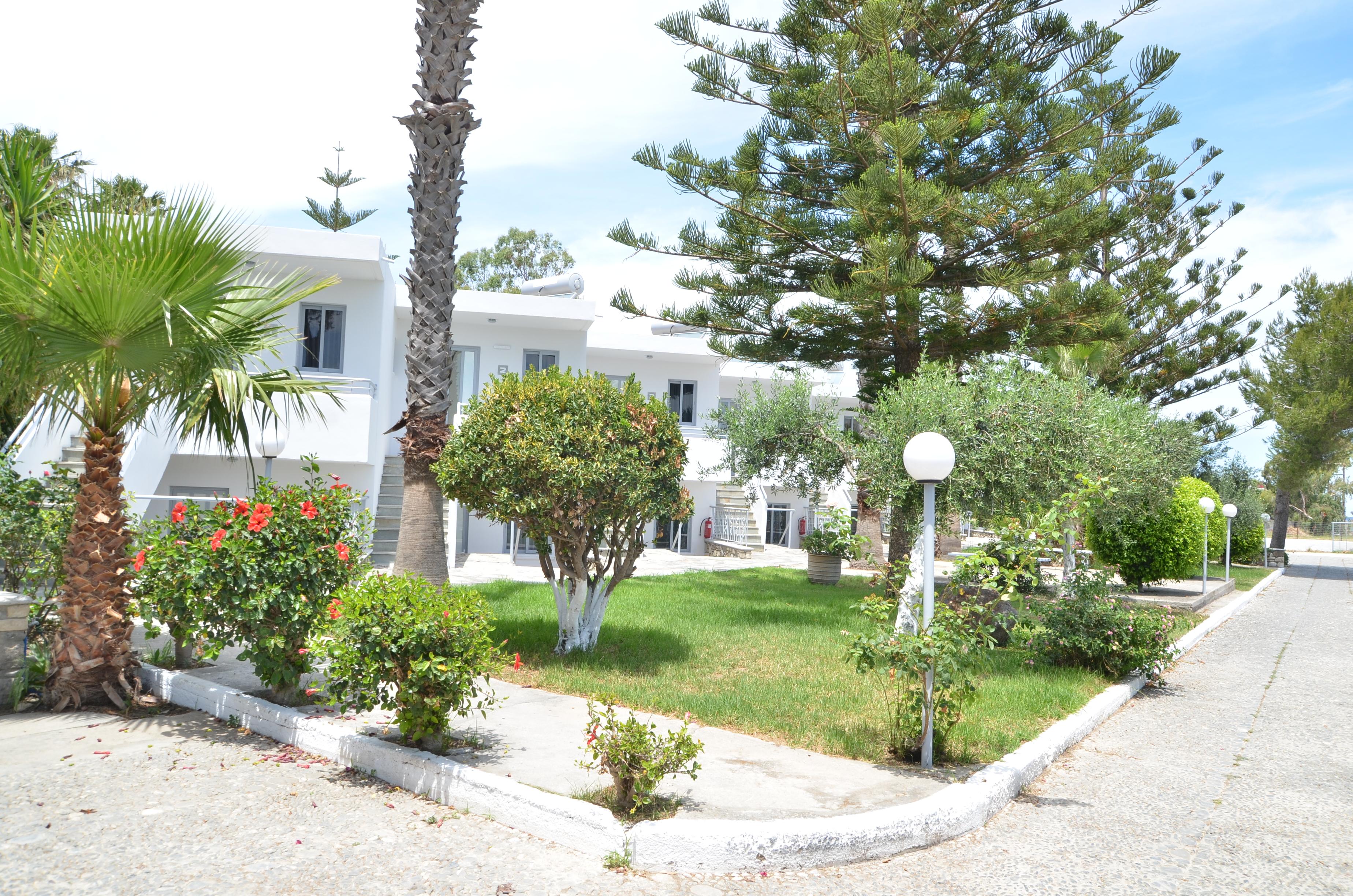 Blue Nest Hotel Tigkaki  Luaran gambar