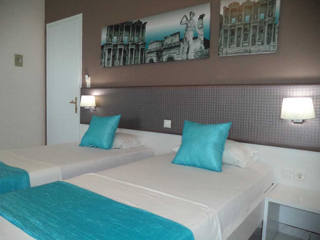 Blue Nest Hotel Tigkaki  Luaran gambar