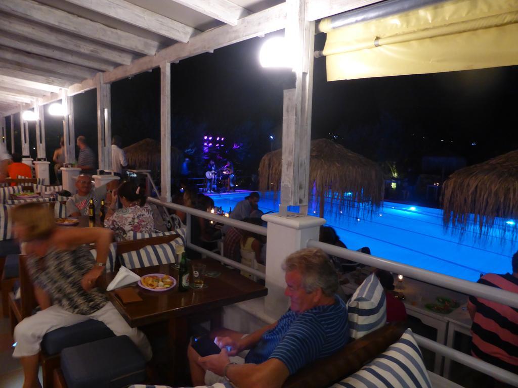 Blue Nest Hotel Tigkaki  Luaran gambar
